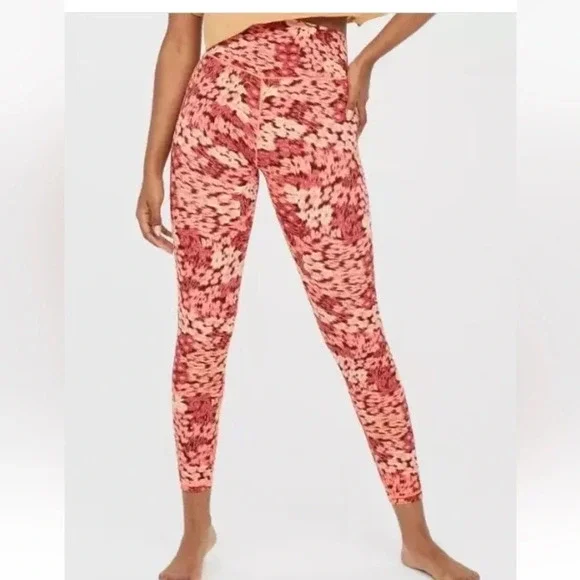 Aerie Offline Pink Real Me Extra Hold Hi-Rise 7/8 Pink floral leggings Large - Picture 1 of 6